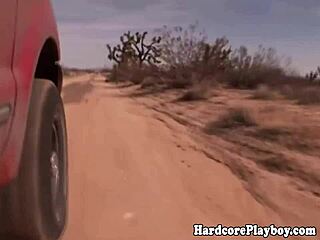 Outdoor babe fucking that cock in the sun, so hot 😎🍆