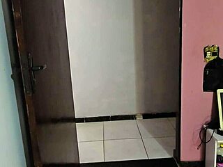 ENTEADA gets HORNY seeing PADRASTO in shower then experiences MULTIPLE ORGASMS in tight PUSSY.