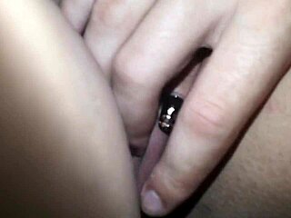 De volta a putaria na reabertura do cinema with Brazilian brunette in public doggystyle