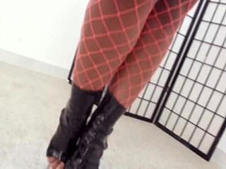 7on1 double anal gangbang with Avery Jane taking dap gapes and cum swallows in rough action.