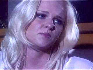 Hannah Harper shows off her big boobs during a steamy session and ends up with cum on them