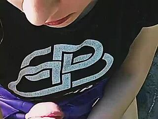 Latina slut Lynela Nira and King Gontier give pov blowjob with cumshot facial.