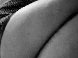 Gretala casually explores foot fetish with breast and ass focus in her session