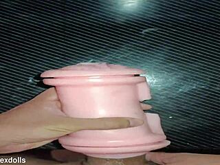 טריילר קיסי נותנת מציצה אינטנסיבית מטורפת