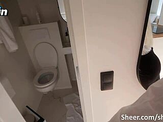 巨乳房产妹内衣张腿传教士操内射！