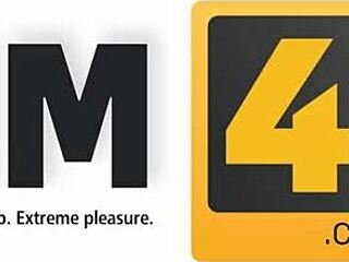 Hey, that Rim4k stud licks her wet pussy then gets his anus rimmed