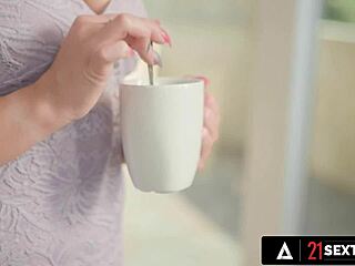 21 Sextury presents cute babe Lisi Kitty in a riding scene with her sweet ass. She enjoys the intimate moment.