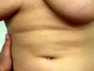 Wife gets sneaky sex with big cock in public shower.