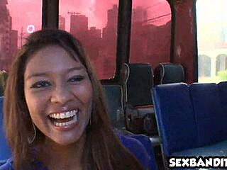 Gorgeous face and body colombiana nailed hard by amateur brunette latina in european style