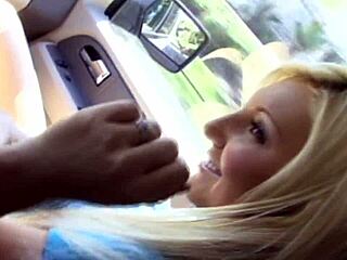 嘿肯德拉德文可爱瘦金发猛骑鸡巴吃精超爱