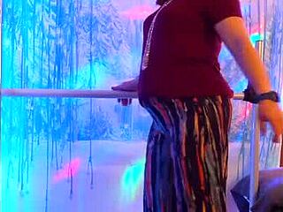 Hotwife Steffi Does Crazy Pants Dance With Vibrator Fun