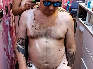 Barber babe showcases her perfect natural tits in a casual setting