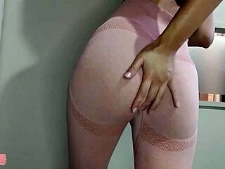 Petite Sexy Big Ass in Leggings Try On