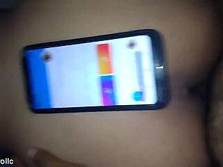 Arabic wife shows hot ass