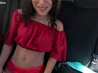 Swingers africanos Casal Mattos en playa con Ninfetinha para orgía al aire libre, creampie anal, mamadas e intercambio de semen interracial