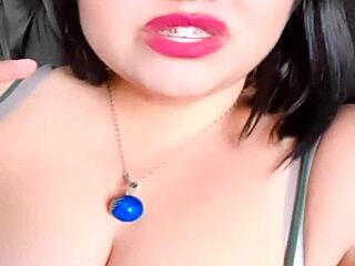 lily influencer bbw chats on webcam with big tits 😊