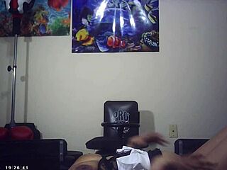 BTS pornózás szemüveges kamerával kemény puncibaszás powerload cumshot és tovább dugás