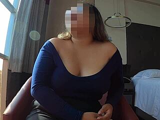 Gordita busca follar en casting porno porque su sueño es ser actriz?