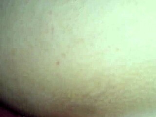 Madura Argentinian Shows Off Colita In Erotic Display