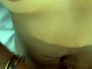 I cum on her belly button.