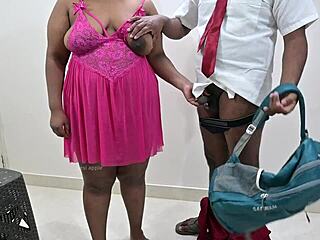 Bold School Student Engages in Sex at Red Light Area