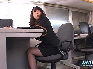 logan gets head from taylor nicole and sonia harcourt