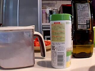 変態貧乳ヤリマン不倫人妻の中出し三昧の２日間. part3【素人中出しハメ撮り】舞30代中出し大好きパイパン主婦, oh gosh I love that creampie feeling in homemade Japanese milf pussy action.