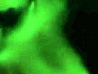 邻居骚妹爱吞我热乎乎的精液