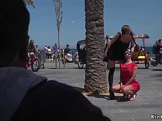 丰满娇小欧洲辣妹街头勾引