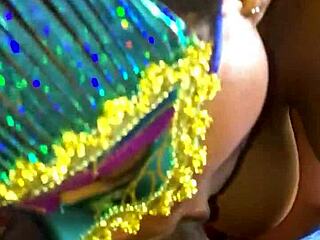 Prvi casting na Black Fantasy z close-up doggyjem in mokro pičko!