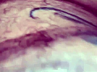 Fudendo Gostoso a Vizinha Novinha with Big Shaved Pussy in Homemade Interracial Orgasm!