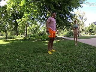 Hey, check out this threesome with a busty amuse de bauche getting deepthroat and doggystyle in a casting interview