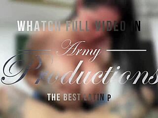 火辣熟女火车前美味口交吞精哥伦比亚褐发口爆全吞