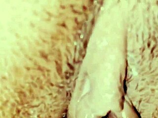 Share Bed With Aunty And Cum Inside Her Tight Pussy In Close-Up Creampie