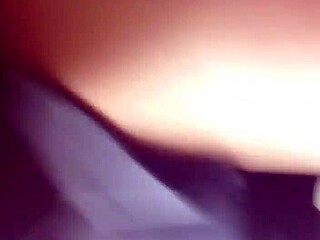 嘿公交车上性感拉丁妹裙底风光超诱人！