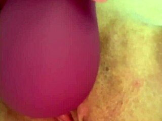 Trying out my new lingerie set 😘👙