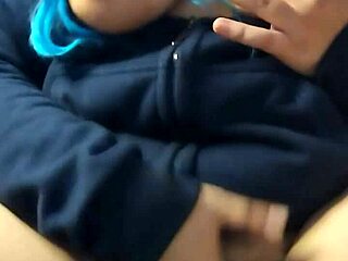 Hey Kostümle Islak Tüyü Amımı Okşayıp Sert Orgazm Oluyorum Kıvrımları Gör