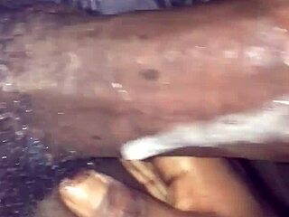 hey is that williecum-xxx doing sloppy carplay with a big black monster cock