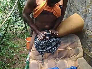 हॉट टॉय गीली हो फैलाकर डिल्डो से केज फैंटसी में जोरदार चुदाई और स्क्वर्टिंग ऑर्गेज्म