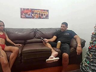 Dessinha a surfistinha is making revelations in this chat with Leo Ogro - I wanna fuck 08 guys but I did two and loved the rough doggystyle anal