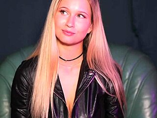 Oh man, I'm just insatiably sucking this dildo right up close to the camera for you.