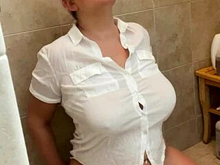 Sexy blonde deepthroats and gets face fucked with piss for first time