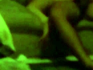 vecina cougar milf me coge rico como prostituta em encontro quente