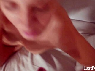 Hard body hot blonde amateur gets fucked at home with passion.