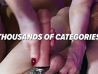 Alexis Luna, show your muscle in this topless wrestling! Bianca Blance challenges with skill.