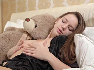 Hey, I'm Amely, this all-natural hottie ready to masturbate and try getting off just for you right now.