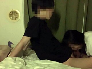 Fresh 18-year-old amateur's real intimate moments captured