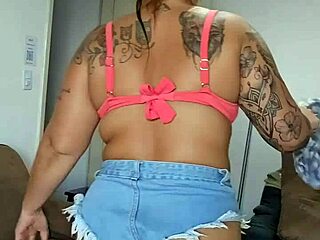 prostitute dances wildly like she's in heat during exhibitionist flashing