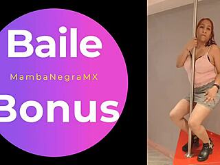 Un bailecito sexy y luego a tener sexo video completo en premium tempts with big ass Latina riding doggystyle? Her wet pussy shakes in homemade couple fun.