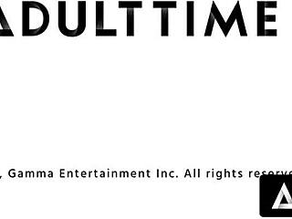 Can Hot Cougar Tiffany Rousso Resist Licking Cute Teen Alyssa Bounty's Wet Pussy